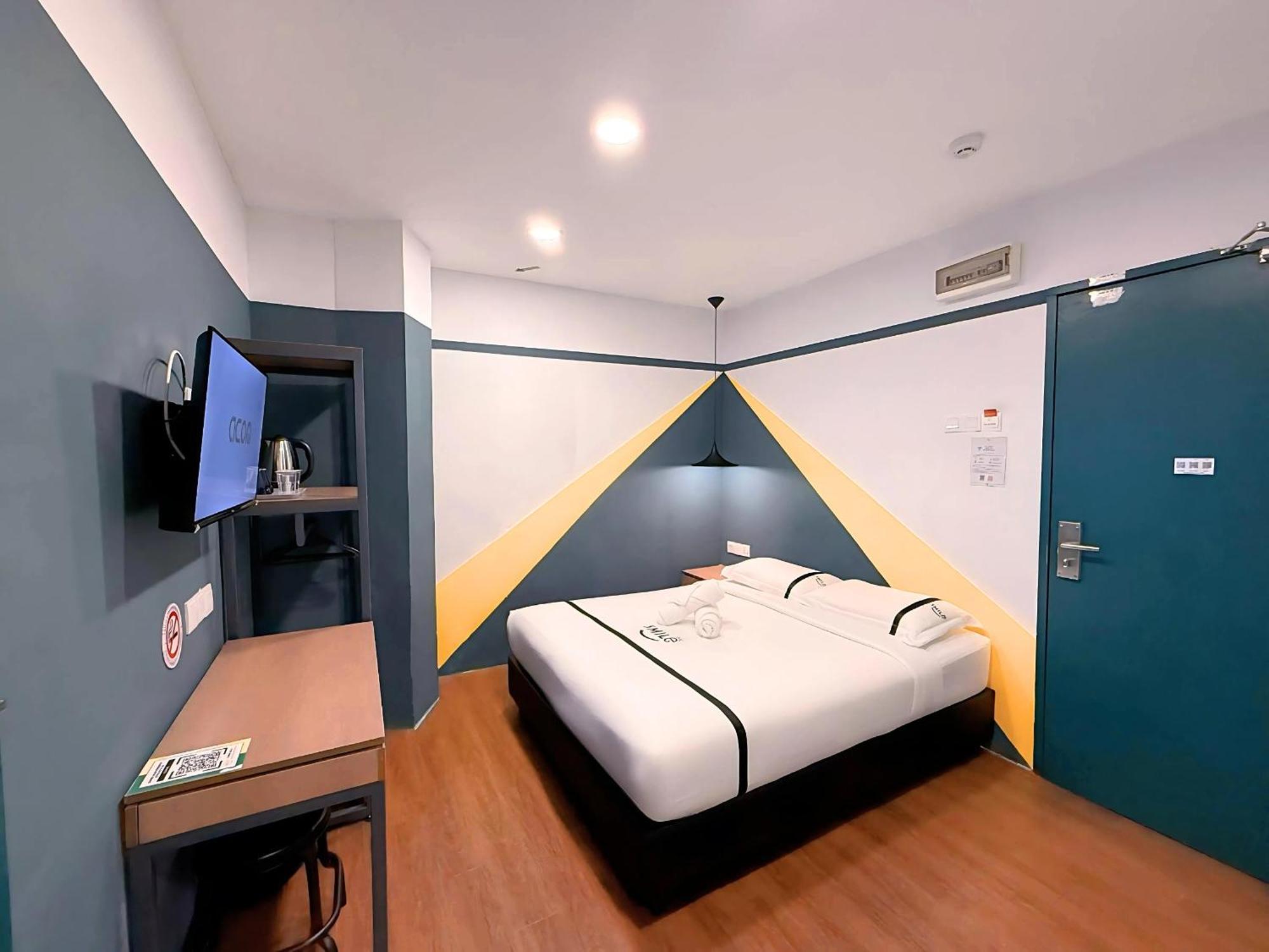 Smile Hotel פוטראג'איה מראה חיצוני תמונה