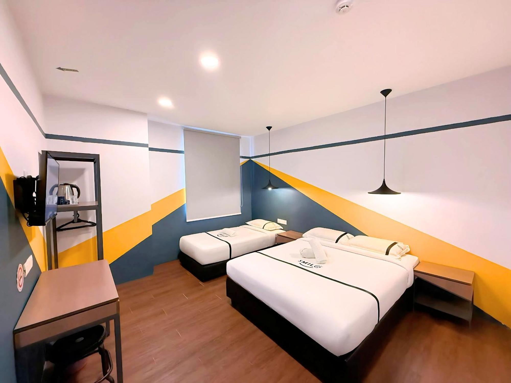 Smile Hotel פוטראג'איה מראה חיצוני תמונה