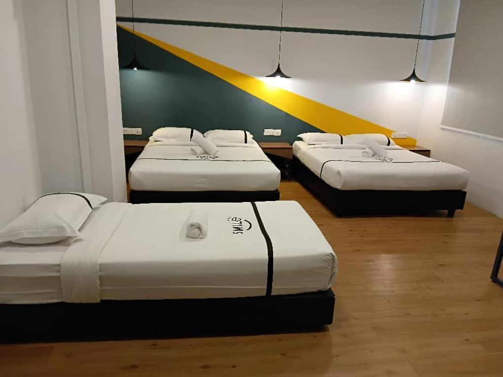 Smile Hotel פוטראג'איה מראה חיצוני תמונה