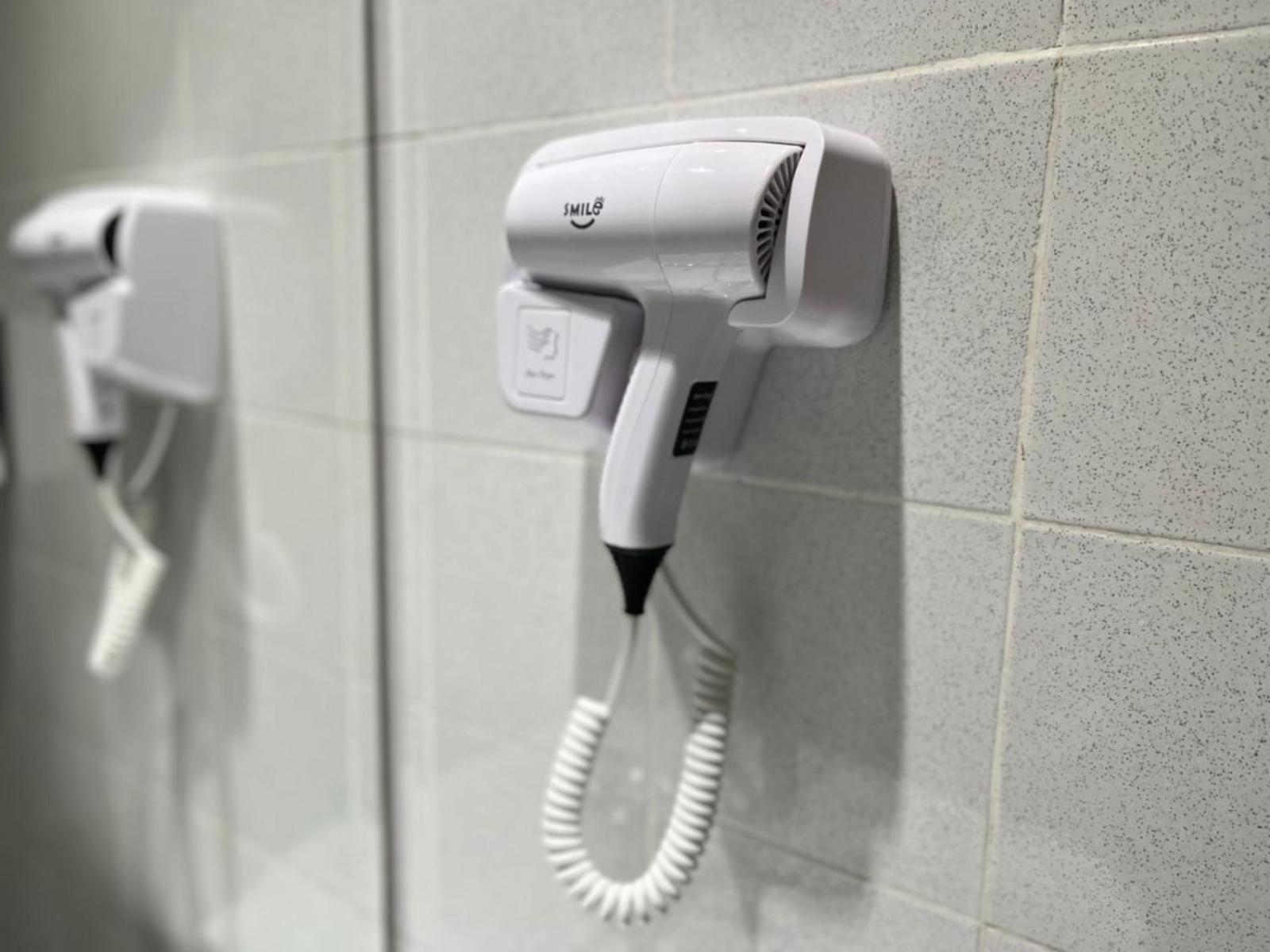 Smile Hotel פוטראג'איה מראה חיצוני תמונה